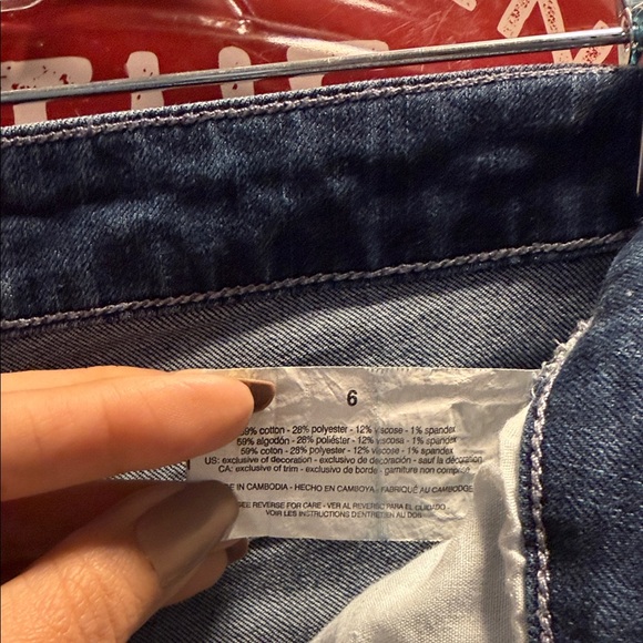 Jessica Simpson Women's Denim Skinny Jeans - Picture 4 of 6